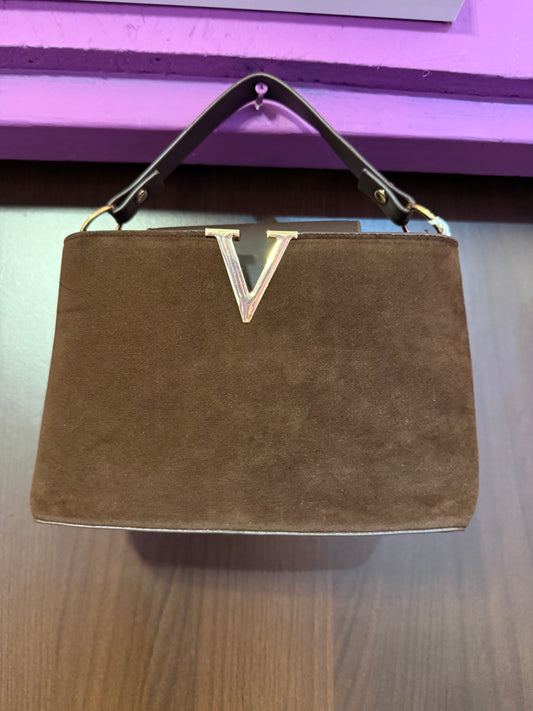 Velvet V handtas