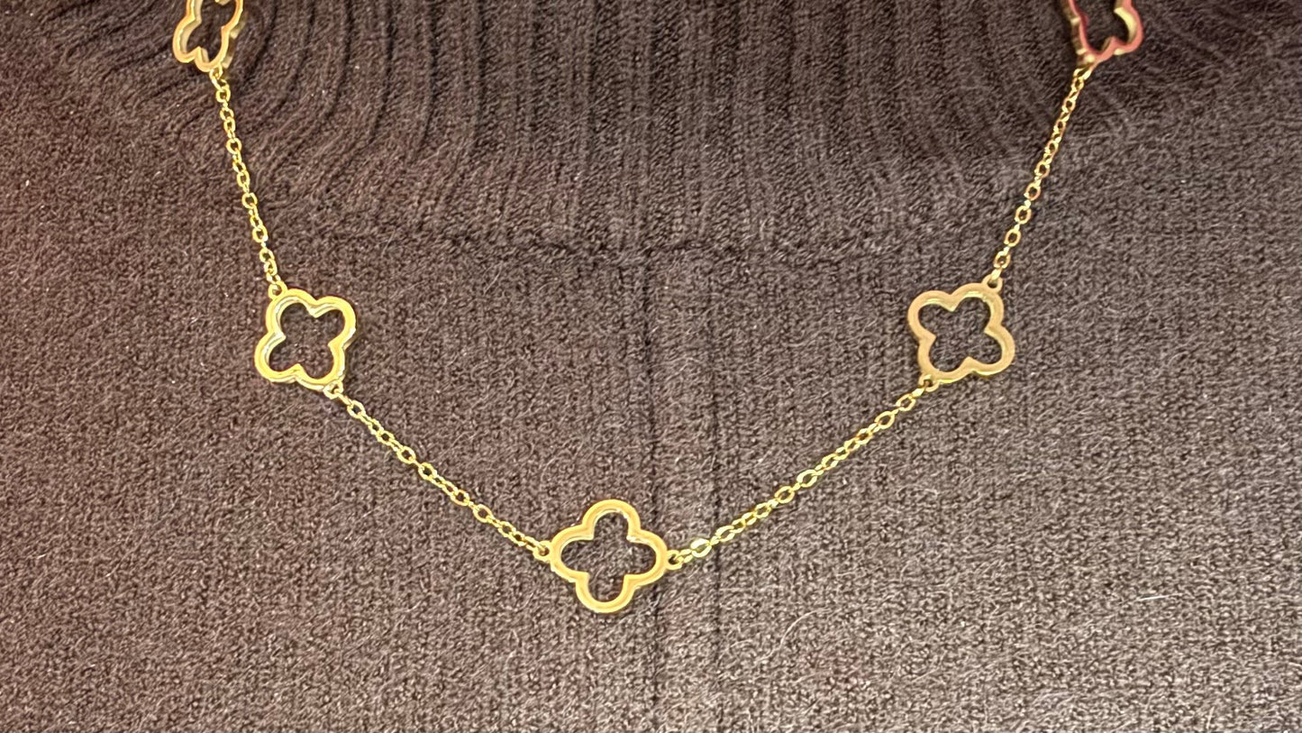 Daisy Necklace